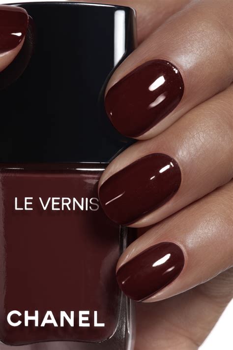 vernis chanel rouge|chanel le vernis nail color.